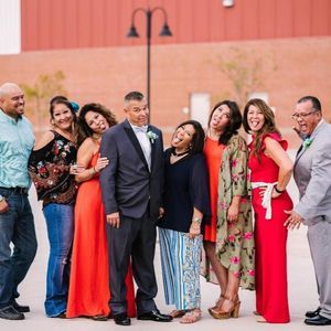 Meet your Posher, Santos